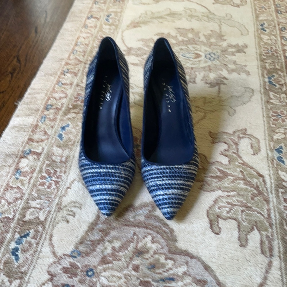 Lord and Taylor shoes